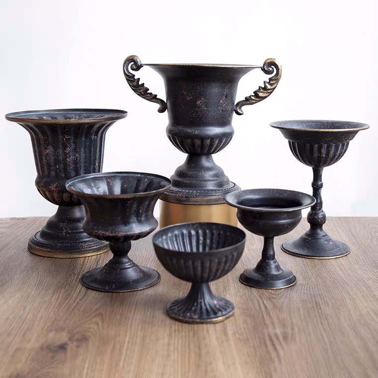 Centerpiece Vase Tall - แจกันโลหะทรงสูงสไตล์วินเทจอเมริกันสำหรับตกแต่งโต๊ะงานแต่งงาน ร้านอาหารสไตล์โบโฮ และโรงแรม
